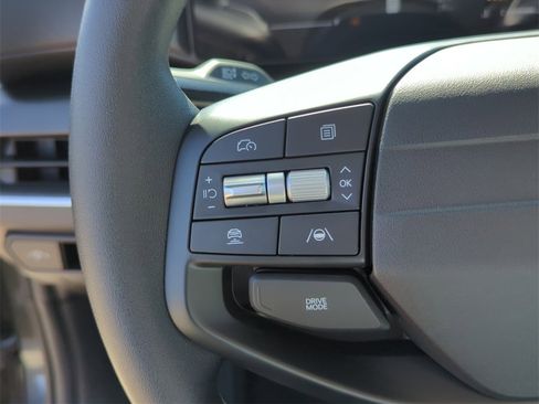 New 2025 Kia K4 LXS image 31