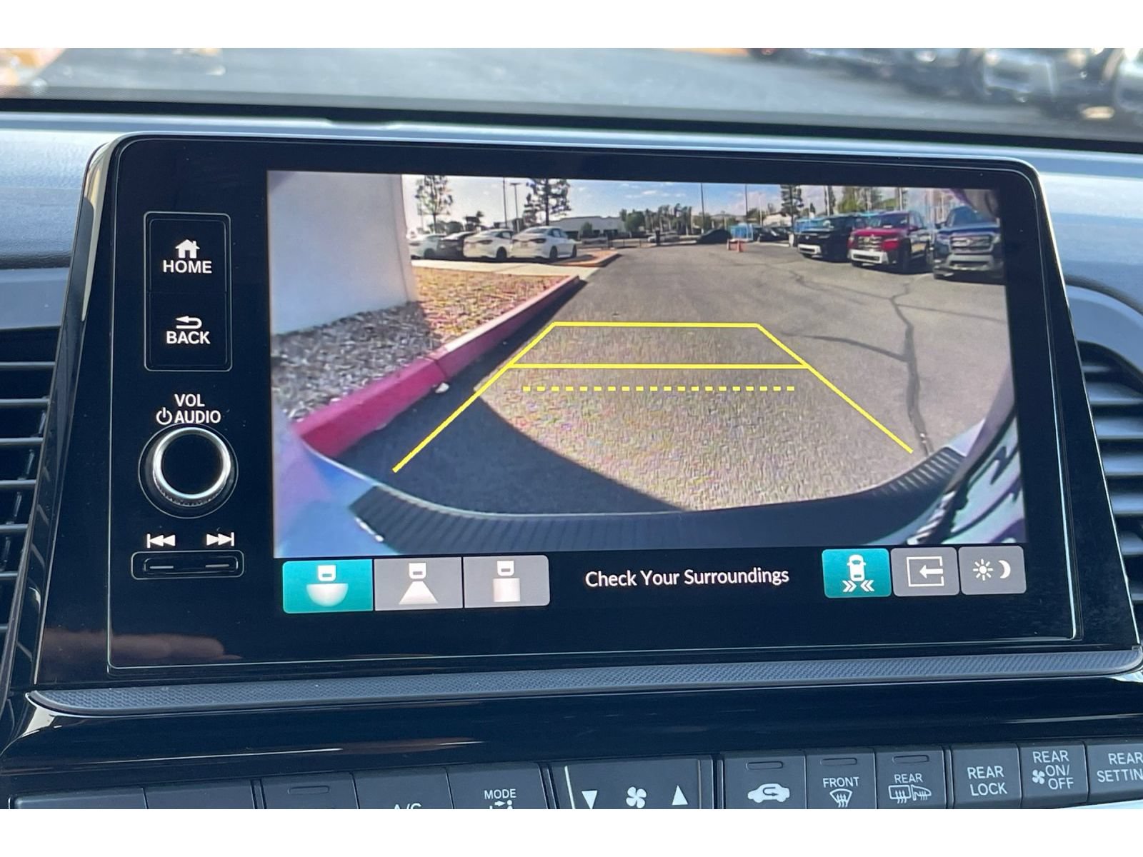 Certified 2025 Honda Odyssey Touring image 28