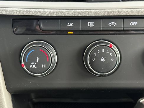 Used 2019 Volkswagen Jetta S w/ Driver Assistance Package FWD image 27