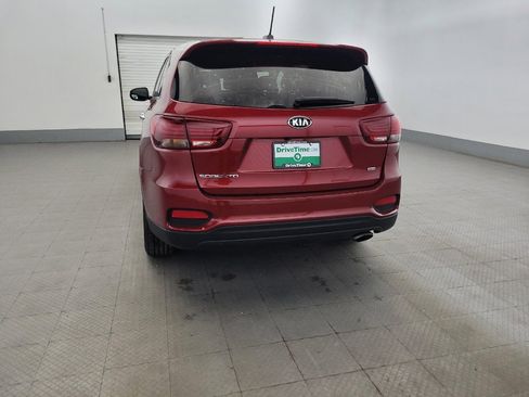Used 2019 Kia Sorento FWD image 6