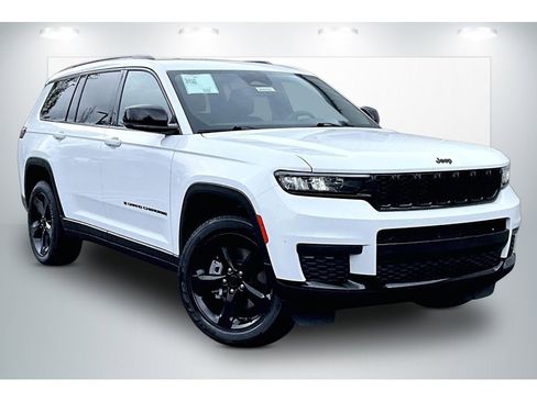 Used 2023 Jeep Grand Cherokee L Laredo AWD/4WD image 1