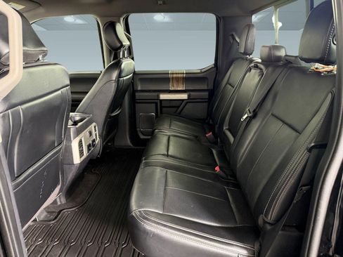 Used 2019 Ford F150 Lariat image 12