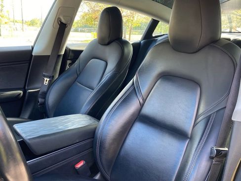 Used 2019 Tesla Model 3 Performance image 34