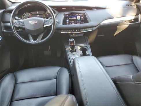 Certified 2022 Cadillac XT4 Premium Luxury w/ Enhanced Visibility Package image 15