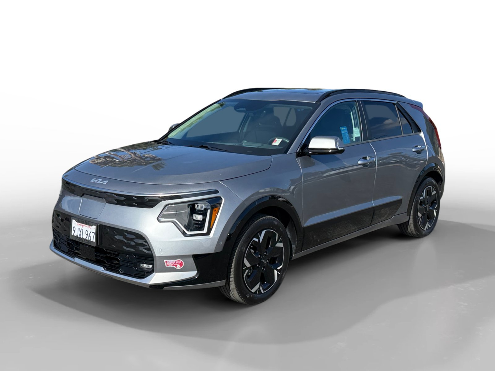 Certified 2024 Kia Niro Wave FWD image 1