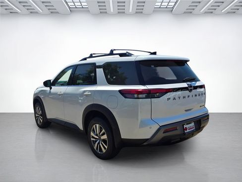 New 2026 Nissan Pathfinder SL AWD/4WD image 6