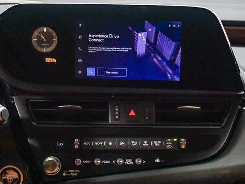 Used 2023 Lexus ES 300h w/ Premium Package image 15