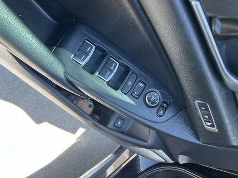 Used 2019 Honda Accord EX-L image 10