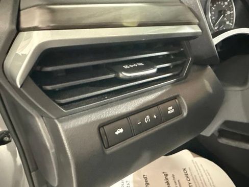 Used 2024 Nissan Altima 2.5 SV FWD image 20