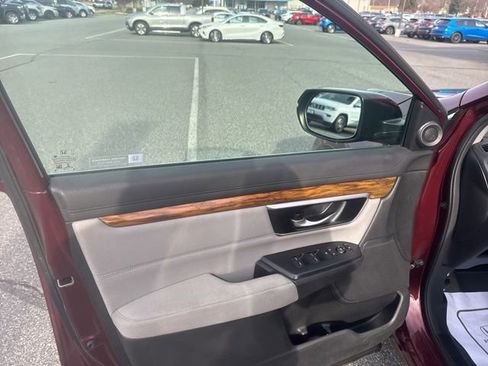 Used 2018 Honda CR-V EX image 11