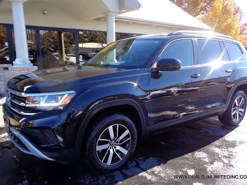 Used 2023 Volkswagen Atlas SE image 1