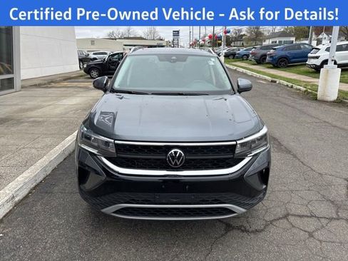 Certified 2024 Volkswagen Taos SE AWD/4WD image 3