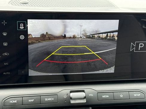 Certified 2025 Kia K4 EX image 24