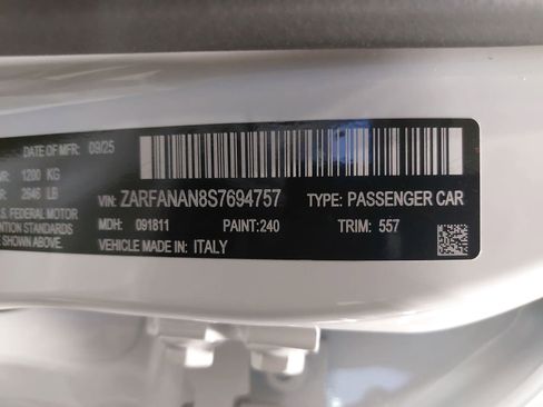 New 2025 Alfa Romeo Giulia w/ Veloce Package AWD image 39