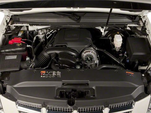 Used 2013 Cadillac Escalade ESV Premium image 15