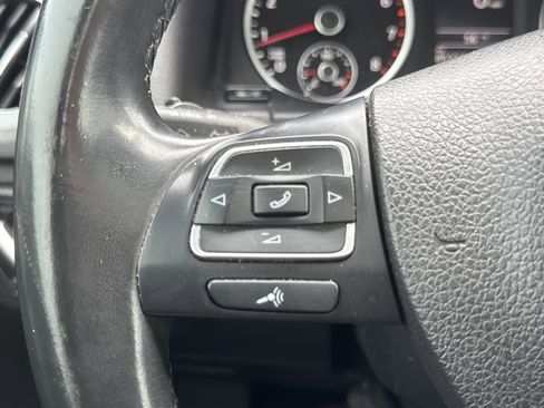 Used 2016 Volkswagen Tiguan SE image 14