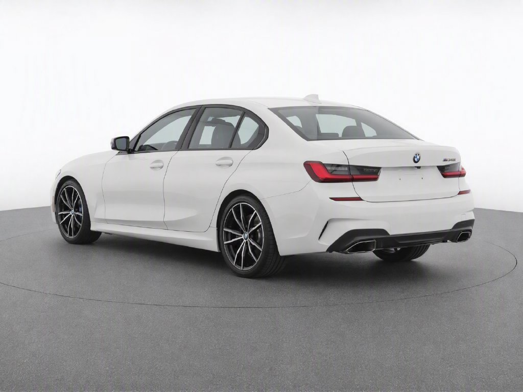 Used 2022 BMW M340i RWD image 32