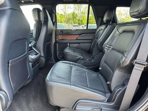 Used 2024 Lincoln Navigator Reserve AWD/4WD image 23