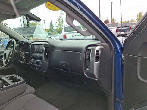Used 2017 Chevrolet Silverado 1500 LT w/ LT Eassist Package AWD/4WD image 23