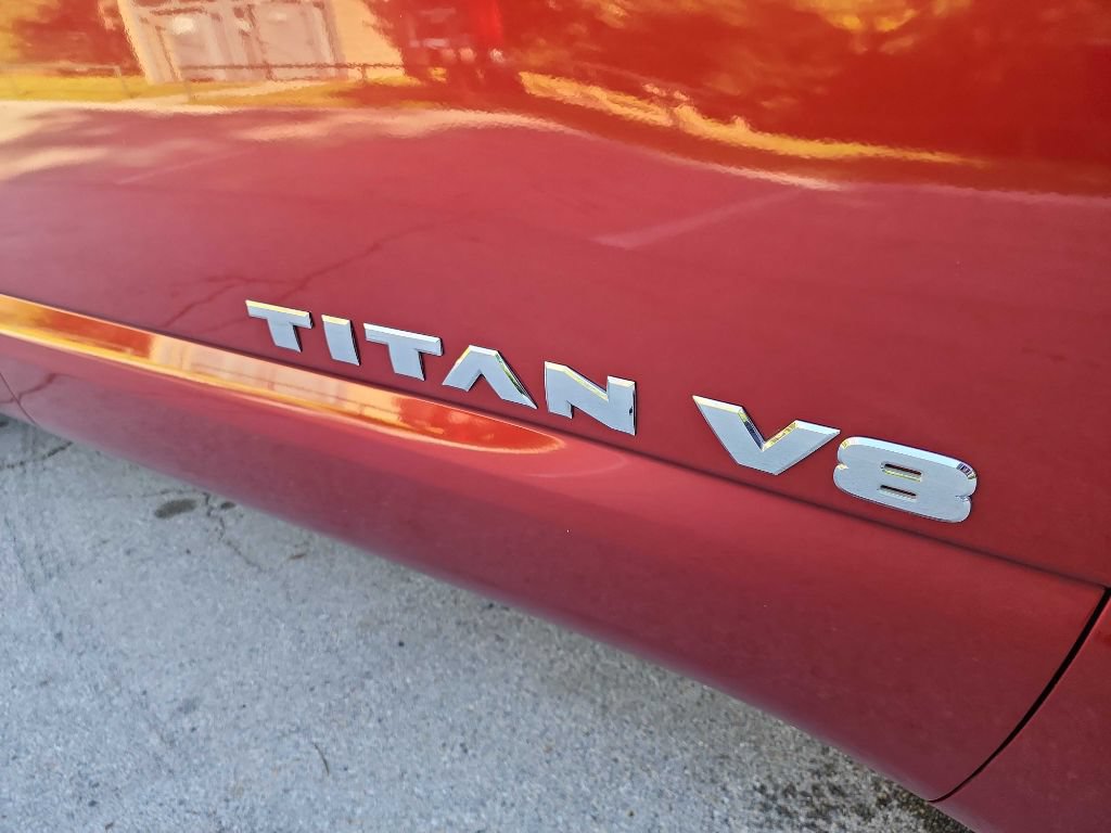 Used 2019 Nissan Titan SV AWD/4WD image 13