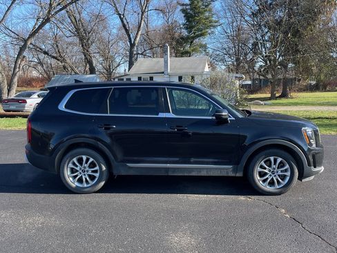 Used 2020 Kia Telluride LX image 4