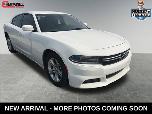 Used 2017 Dodge Charger SE w/ Popular Equipment Group image 7