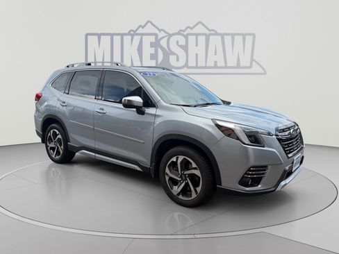 Used 2023 Subaru Forester Touring AWD/4WD image 7