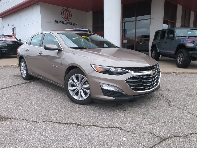 Used 2025 Chevrolet Malibu LT FWD image 3