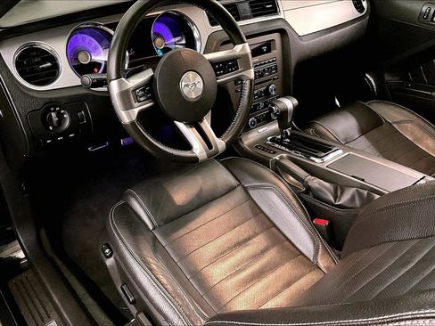 Used 2012 Ford Mustang Premium image 13