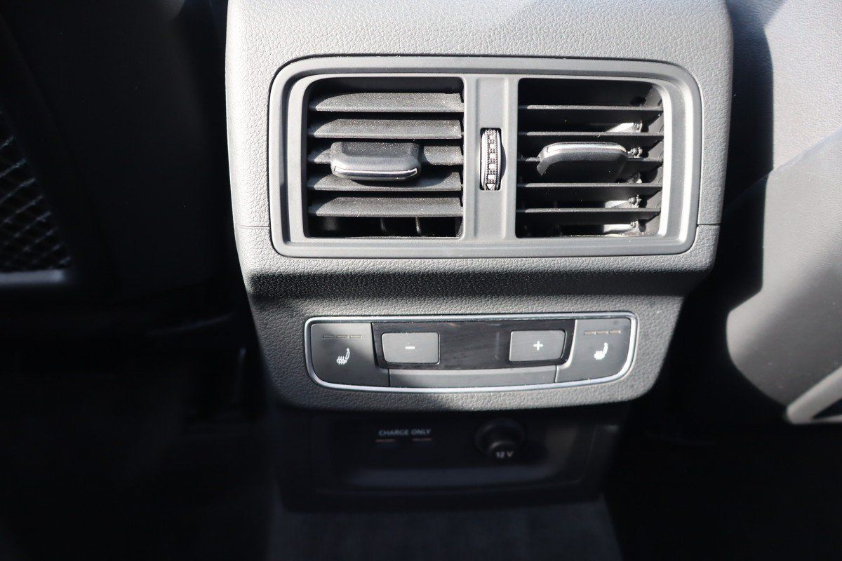 Used 2023 Audi SQ5 Prestige w/ Prestige Package AWD/4WD image 20