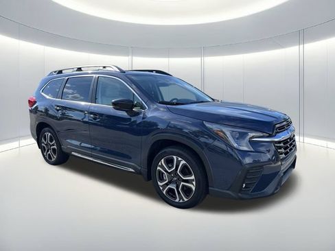 Used 2024 Subaru Ascent Limited w/ Technology Package AWD/4WD image 7