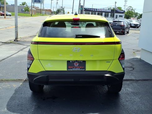 Used 2024 Hyundai Kona SE AWD/4WD image 5