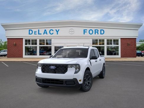 New 2026 Ford Maverick XLT AWD/4WD image 2