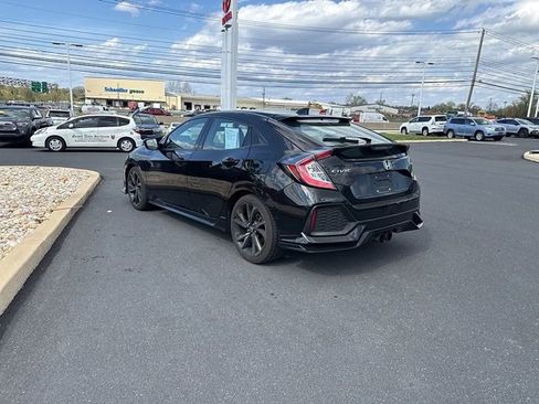 Used 2017 Honda Civic Sport image 5