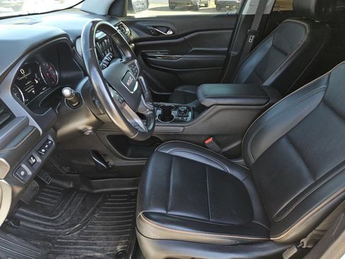 Used 2022 GMC Acadia AT4 w/ Technology Package AWD/4WD image 25