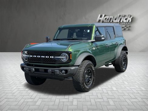 Used 2023 Ford Bronco Wildtrak AWD/4WD image 5