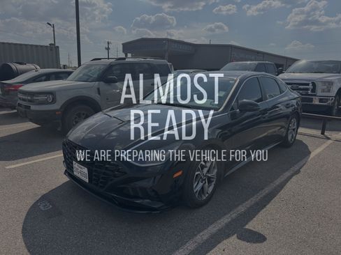 Used 2023 Hyundai Sonata SEL image 2