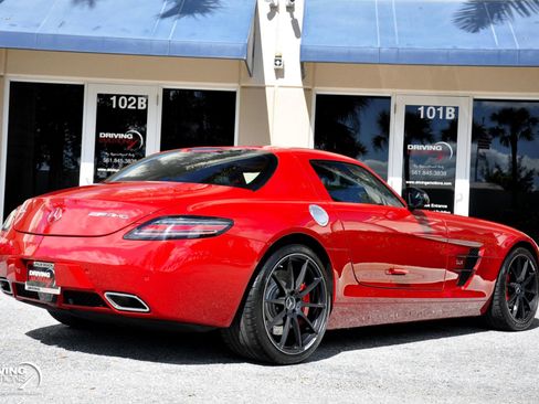 Used 2013 Mercedes-Benz SLS AMG GT Coupe image 17