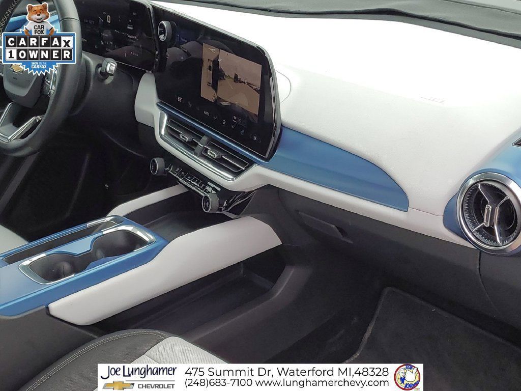 Used 2025 Chevrolet Equinox EV LT w/ Convenience Package FWD image 29