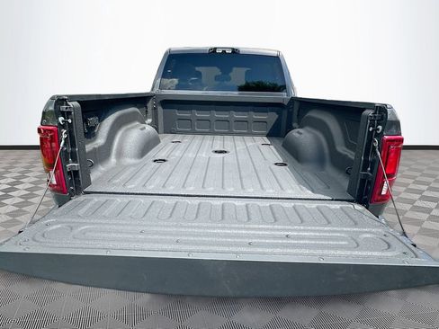New 2025 RAM 2500 Big Horn AWD/4WD image 27