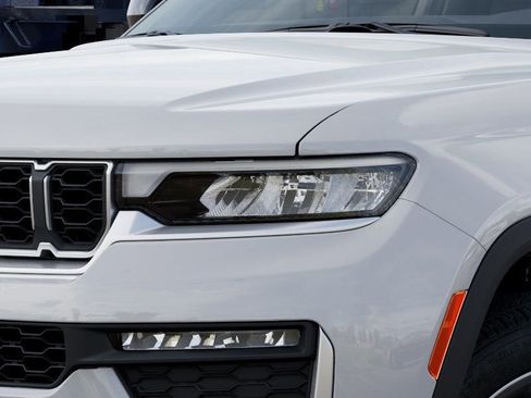 New 2026 Jeep Grand Cherokee L Limited RWD image 10