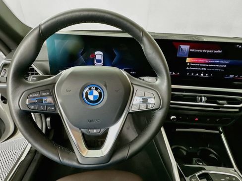 Certified 2024 BMW i4 eDrive35 w/ Premium Package RWD image 11