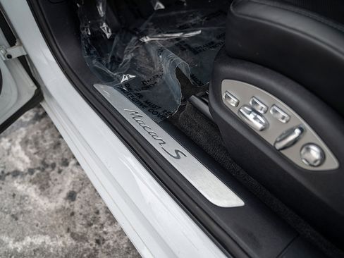 Certified 2023 Porsche Macan S image 20