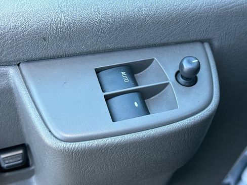 Used 2024 GMC Savana 2500 w/ Driver Convenience Package RWD image 11