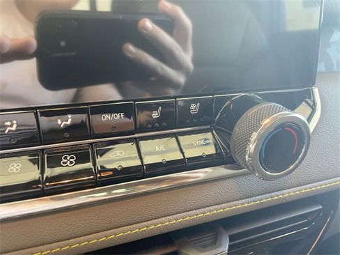 New 2026 Chevrolet Colorado ZR2 w/ Technology Package image 30