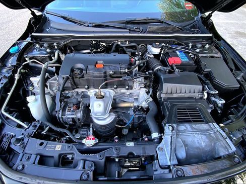 Used 2023 Honda Civic Sport image 30