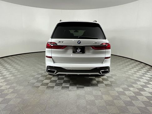 Used 2021 BMW X7 xDrive40i w/ M Sport Package AWD/4WD image 7