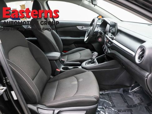 Used 2023 Kia Forte LXS image 23