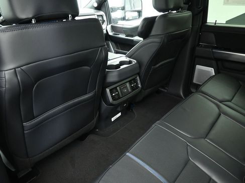 New 2026 Ford F250 Platinum image 18