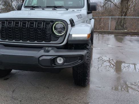 New 2026 Jeep Gladiator Sport image 11